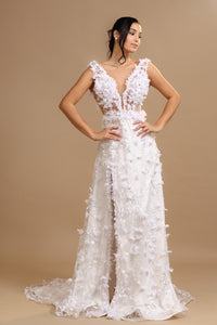FR Feathers Bride Dress